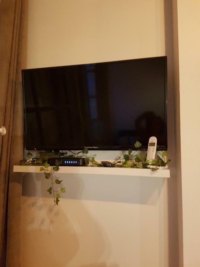 Havre De Paix Avec Exterieur Au Coeur Du Vieux Tours Apartment Ngoại thất bức ảnh